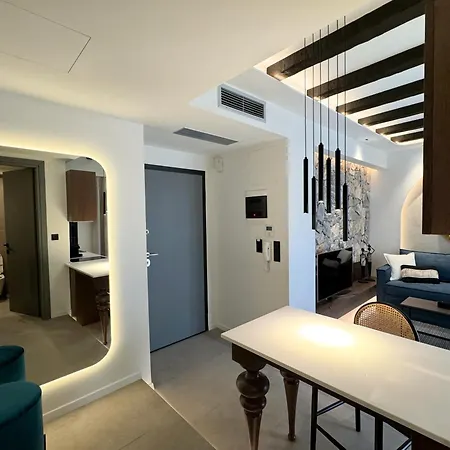 Apartment Urban Gem In The Heart Of Naoussa A Stylish Escape *