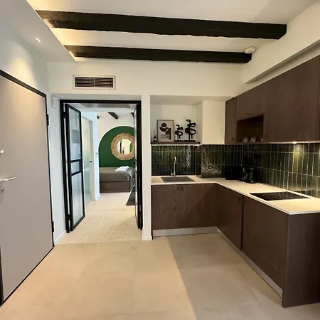 Apartment Urban Gem In The Heart Of Naoussa A Stylish Escape Naousa (Imathia)