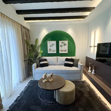 Urban Gem In The Heart Of Naoussa A Stylish Escape Apartment Naousa (Imathia)