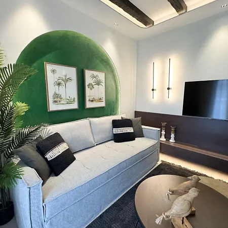 Apartment Urban Gem In The Heart Of Naoussa A Stylish Escape
