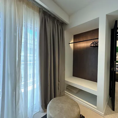 Urban Gem In The Heart Of Naoussa A Stylish Escape Apartment *