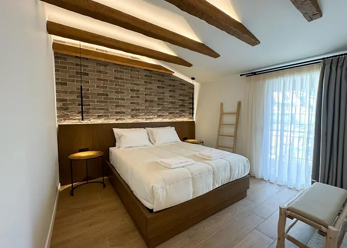 Urban Gem In The Heart Of Naoussa A Stylish Escape Νάουσα Ημαθίας