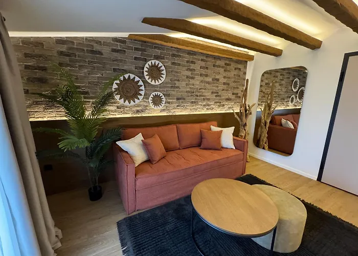 Urban Gem In The Heart Of Naoussa A Stylish Escape *