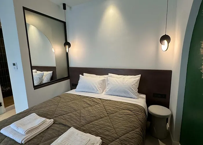 Urban Gem In The Heart Of Naoussa A Stylish Escape Διαμέρισμα Νάουσα Ημαθίας