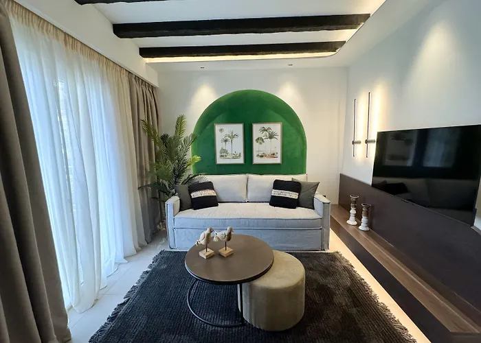 Urban Gem In The Heart Of Naoussa A Stylish Escape Διαμέρισμα Νάουσα Ημαθίας